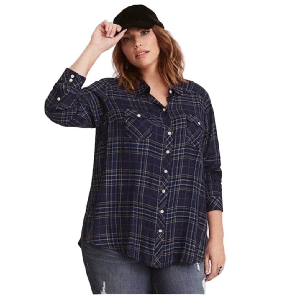 NWT❗️TORRID size 2X Slim Dark Blue Plaid Button Up Rayon Boyfriend Shirt